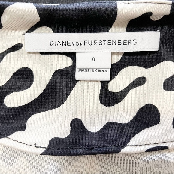 Diane von Furstenberg DVF Silk V Neck 3/4 Sleeve Shift Dress Black White Size 0 - Picture 5 of 8